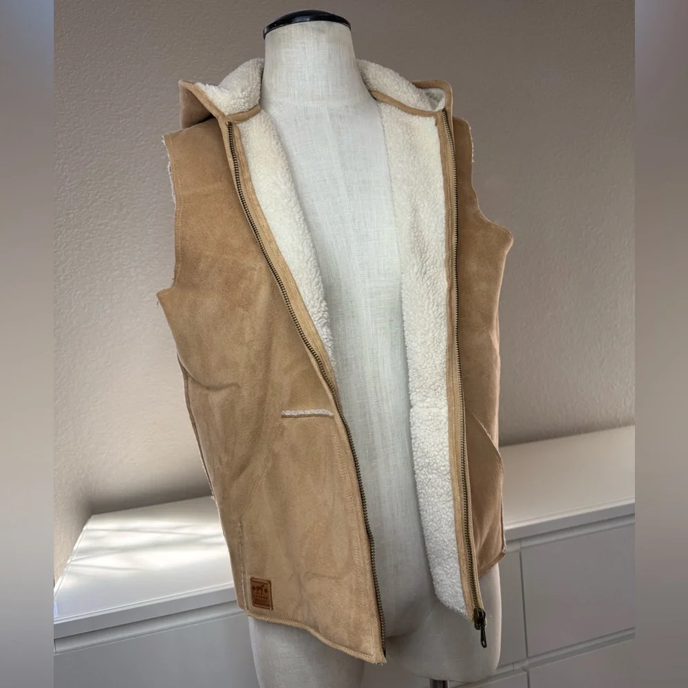 Ralph Lauren tan faux suede hooded sweater vest with pockets - Picture 2 of 6